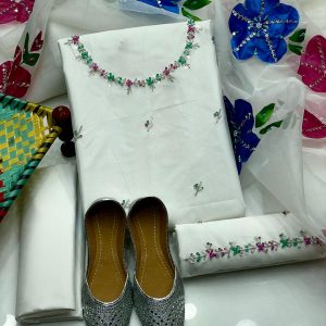 4-Piece Luxury Dress Set – Kattan Silk Shirt & Trouser with Hand-Painted Organza Dupatta & Matching Khussa | Formal & Festive Wear