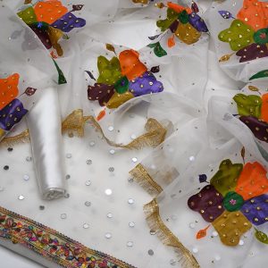 Paint Work Collection 2025 – Mirror Work Organza Shirt with Kattan Silk Trouser & Brush-Painted Organza Dupatta + Free Embroidered Daman Patti